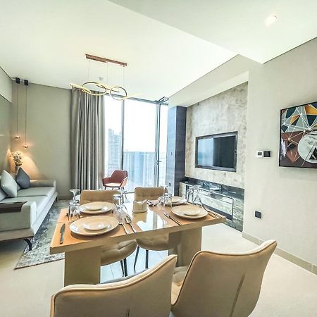 Stay By Latinem Luxury 2Br Holiday Home Cv B2513 Near Burj Khalifa ดูไบ ภายนอก รูปภาพ