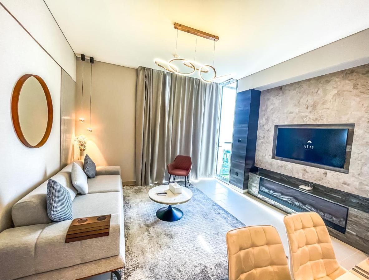 Stay By Latinem Luxury 2Br Holiday Home Cv B2513 Near Burj Khalifa ดูไบ ภายนอก รูปภาพ